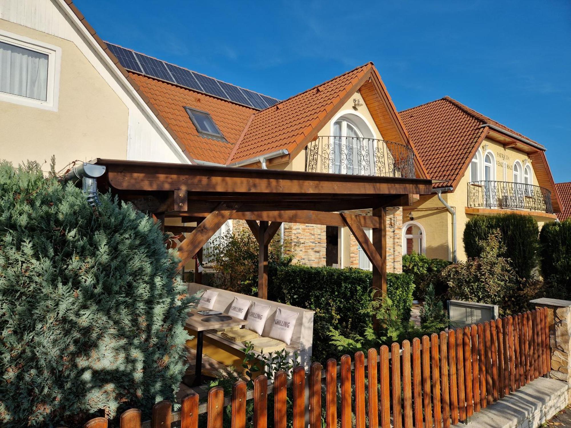 Medea Apartman Buk Exterior photo